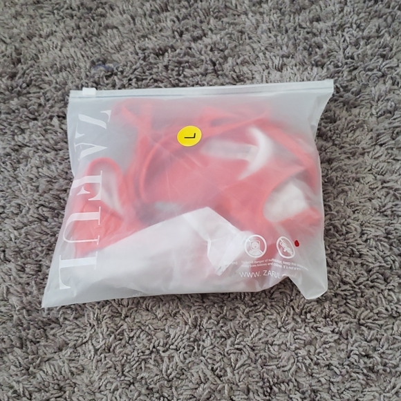 Red zaful bikini - Picture 4 of 7